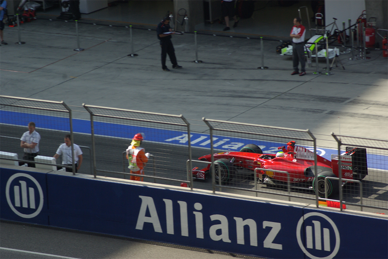 Illustration for article titled 2009 Chinese Grand Prix, Day One: The Practice Sessions